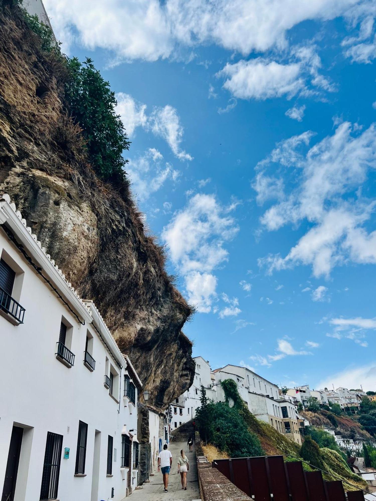 Setenil De Las Bodegas Cueva Luxe Las Calcetas מראה חיצוני תמונה